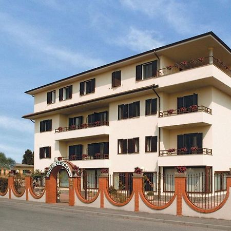 Hotel Certosa แชร์โตซา ดิ ปาเวีย ภายนอก รูปภาพ